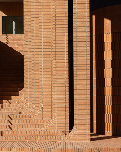 MiroRivera_Lotus_MainHouse