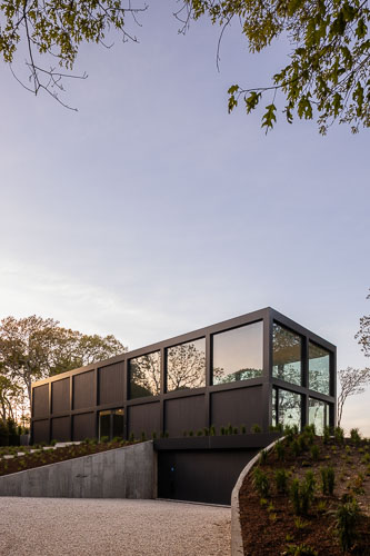 WorrellYeung_FrameHouse